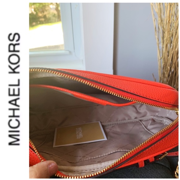 NWT authentic MK leather Fulton crossbody - Picture 5 of 6